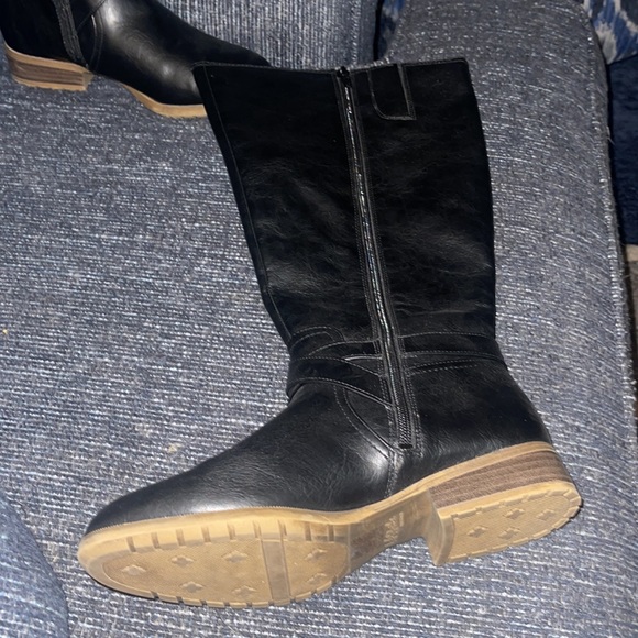 Life Stride Boots - Picture 2 of 7